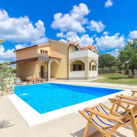 Pool Miljevci Bristane Villa *