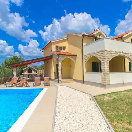Pool Miljevci Bristane Villa Drniš