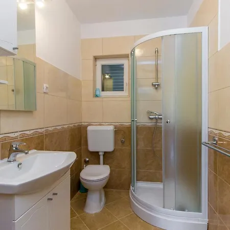 Villa Pool Miljevci Bristane *