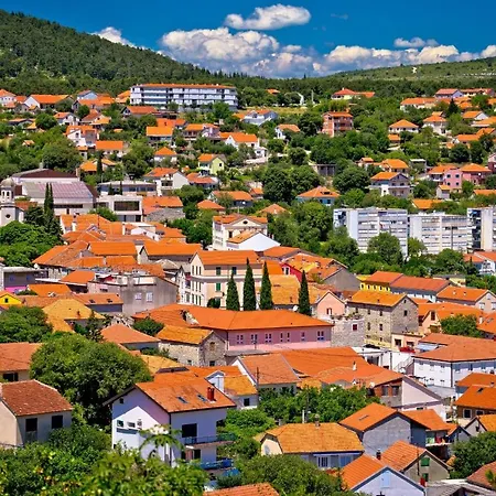Pool Miljevci Bristane Drniš