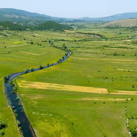 Pool Miljevci Bristane Drniš