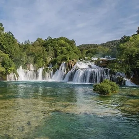 Pool Miljevci Bristane